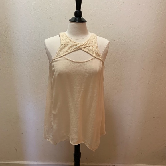 Sun & Shadow Nordstroms Mixed Media Tank Top - Picture 4 of 6